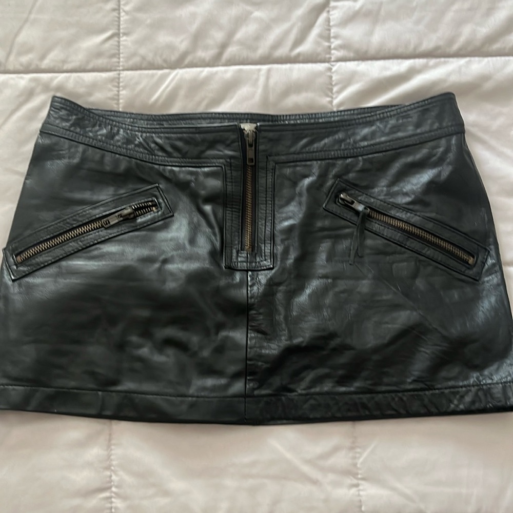 Leather mini skirt black made in Italy size medium